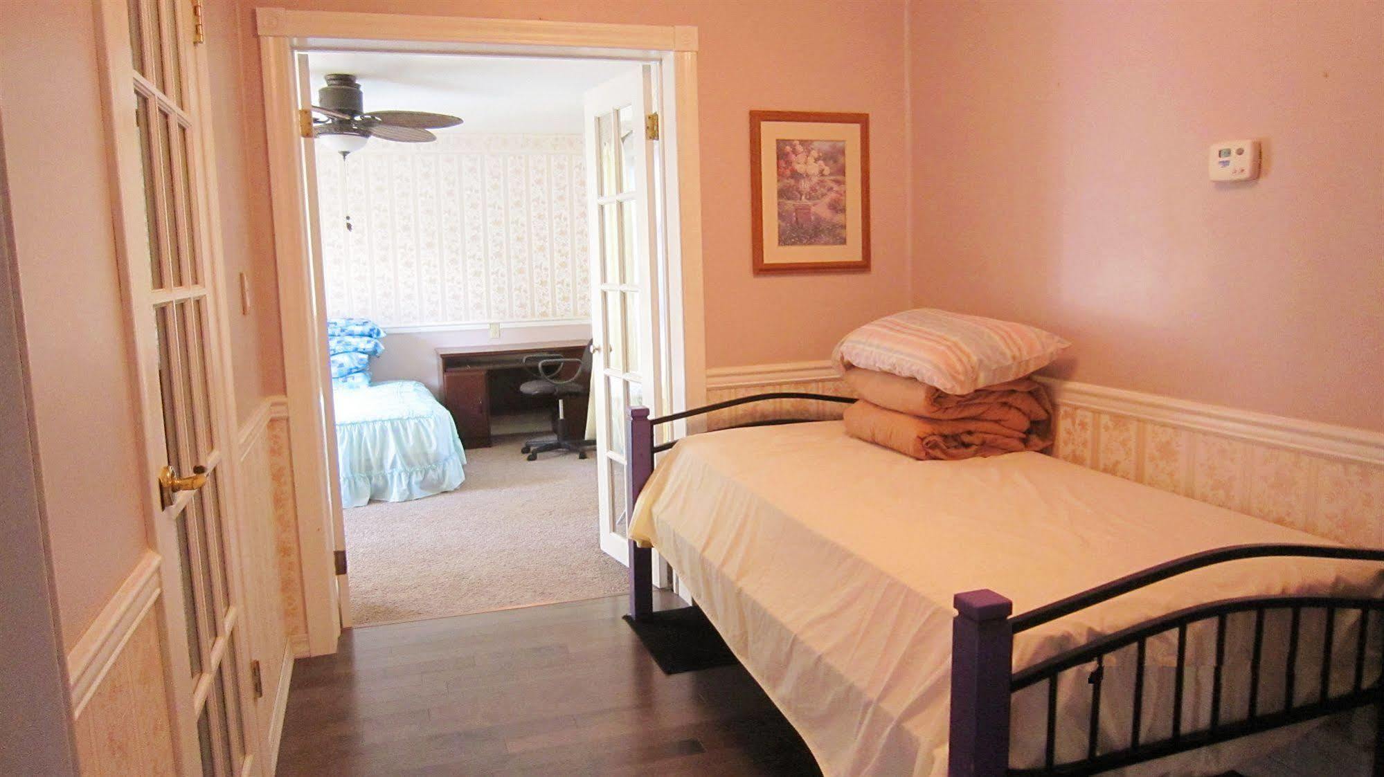 Wenxin B&B רגינה מראה חיצוני תמונה